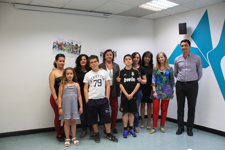 PROYECTO DE ATENCIÓN PSICOLÓGICA GRUPAL PARA NIÑOS Y NIÑAS CON ENFERMEDADES RARAS Y SUS FAMILIAS